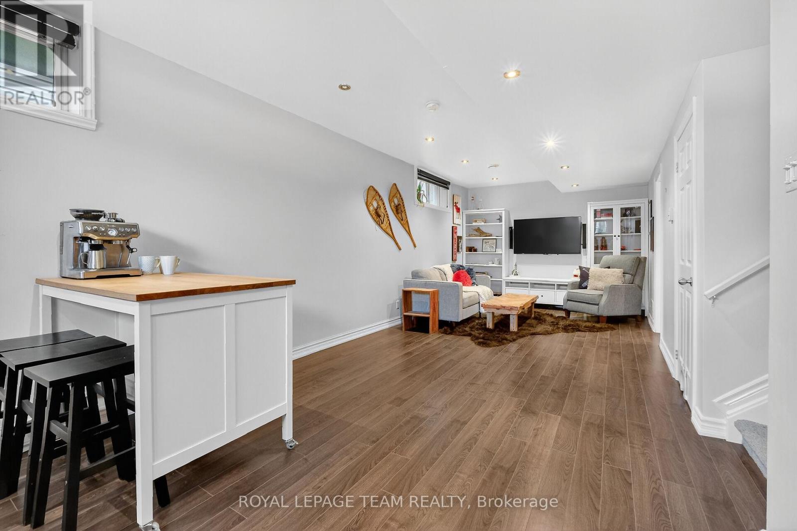 110 MAYER STREET - 36