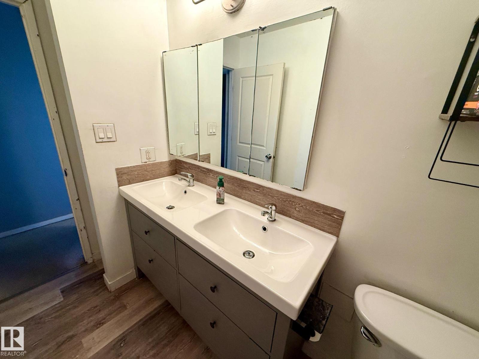 10307 150 ST NW, Edmonton