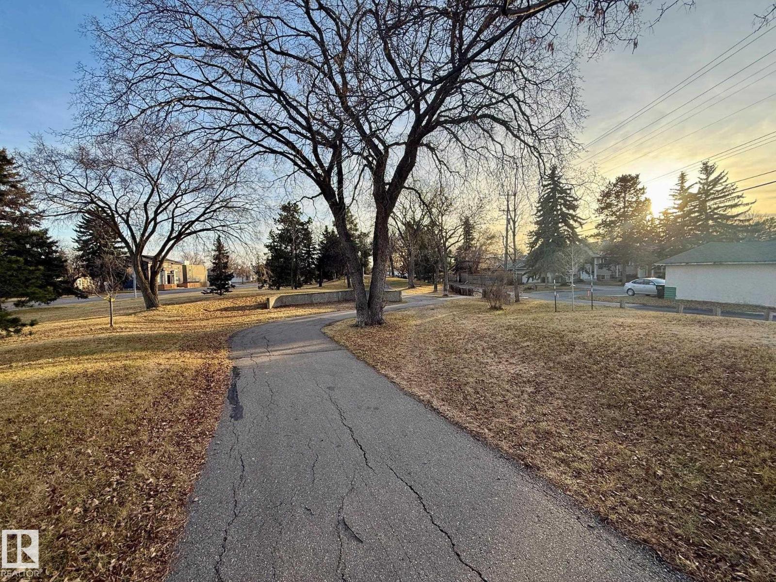 10307 150 ST NW, Edmonton