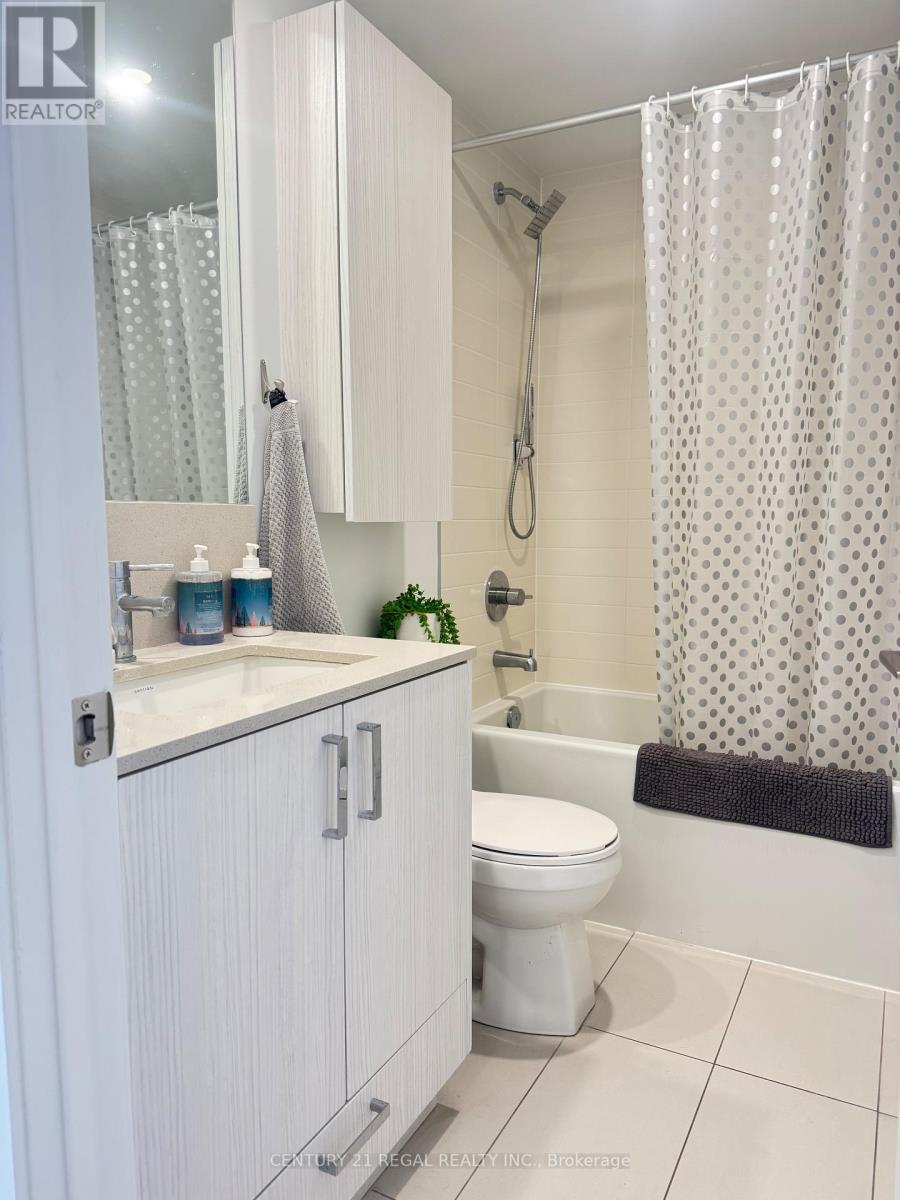 #207 1787 ST CLAIR AVE W. AVENUE - 5