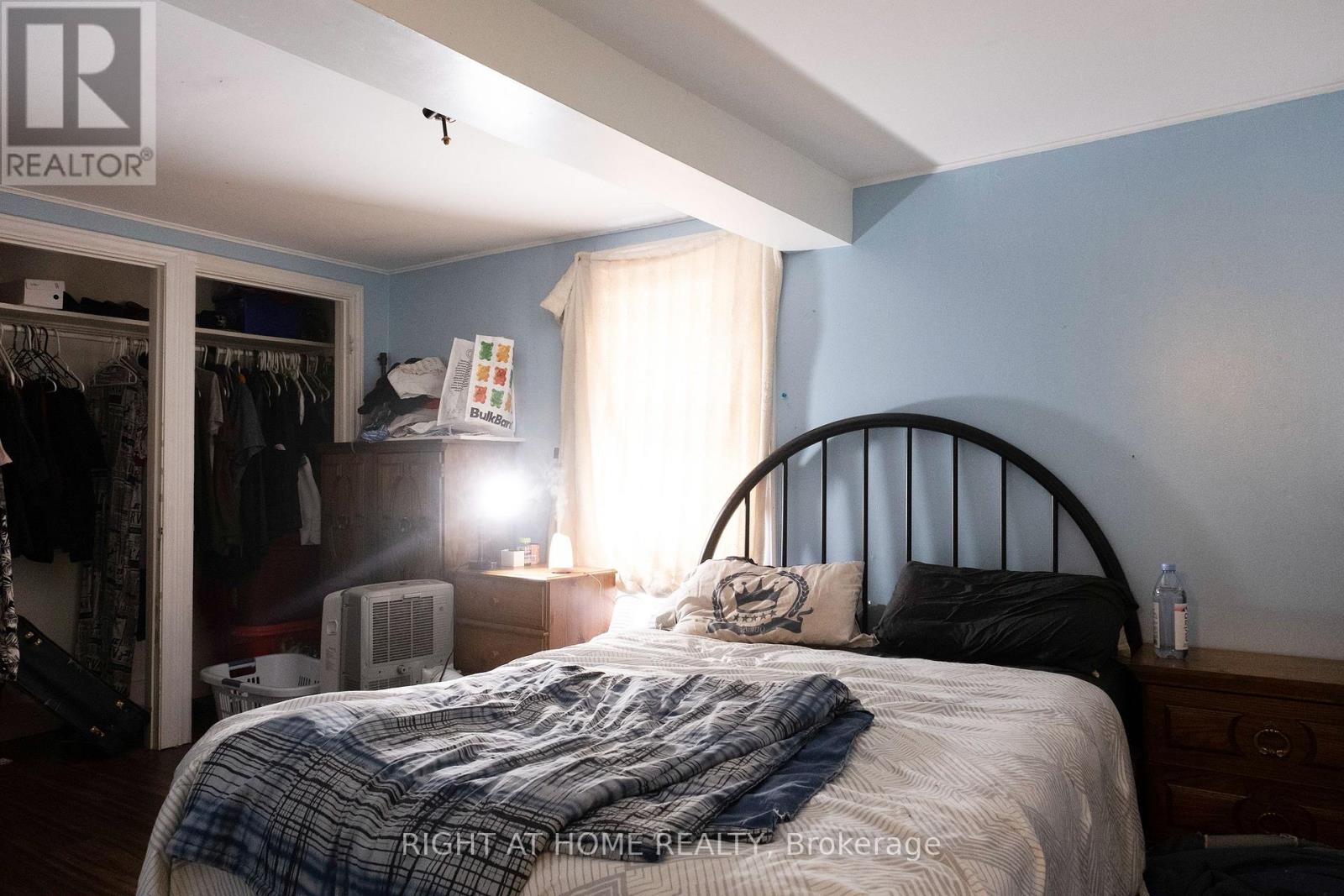 229 ELGIN STREET W - 19