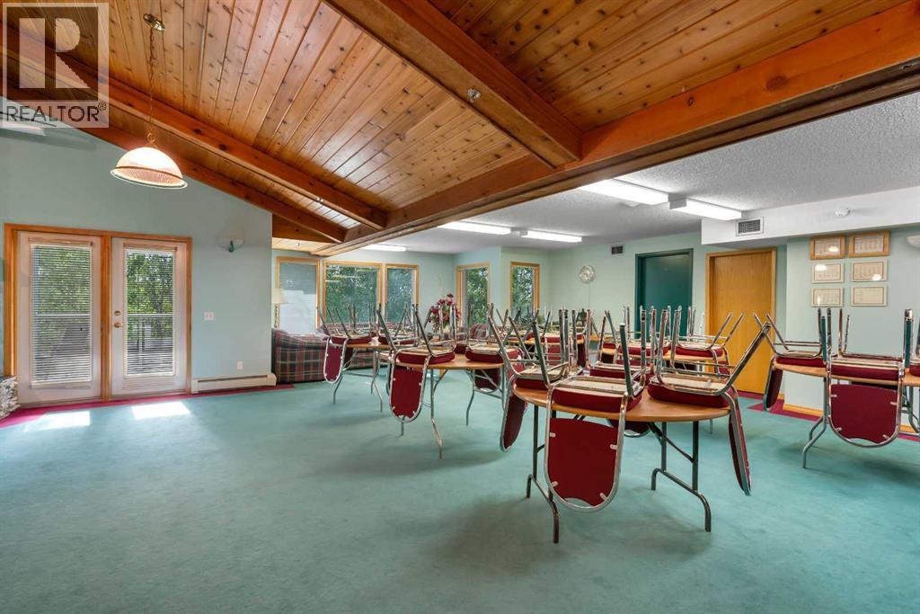 Single Family House for Sale in   Sierra Morena Boulevard SW Signal Hill Calgary 