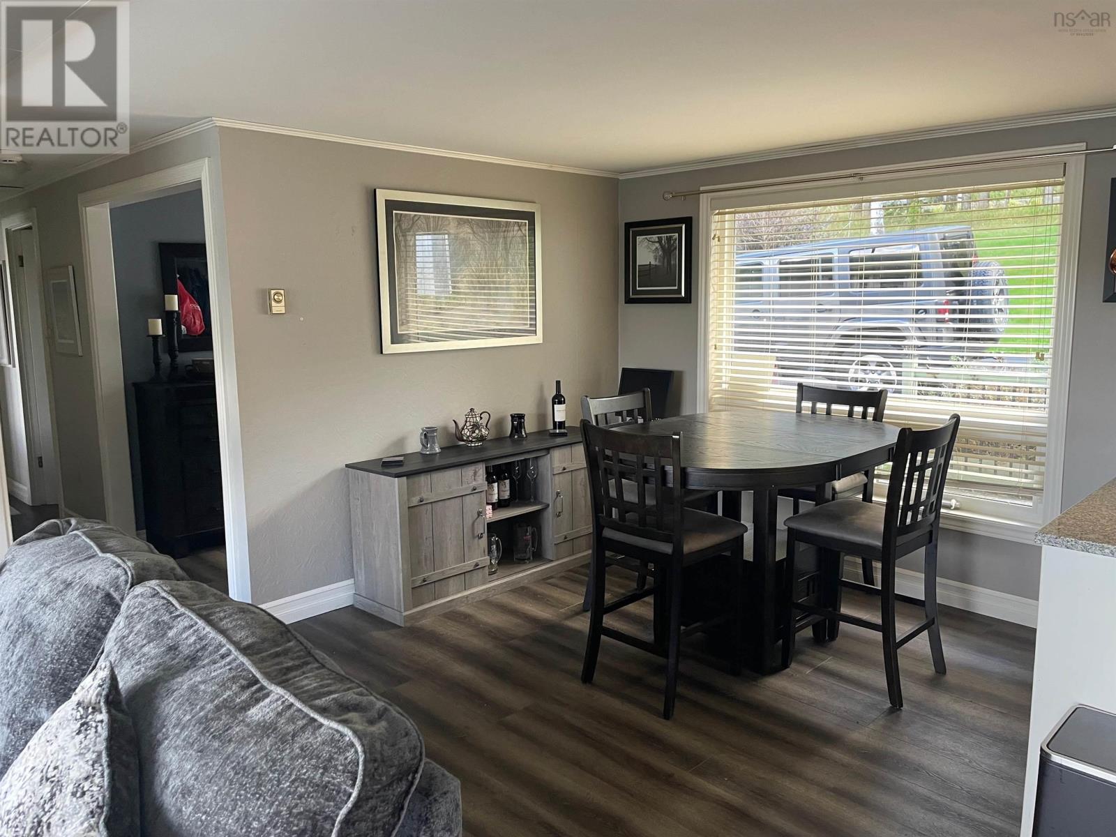 Property 19 of 30 of 3836 105 Highway