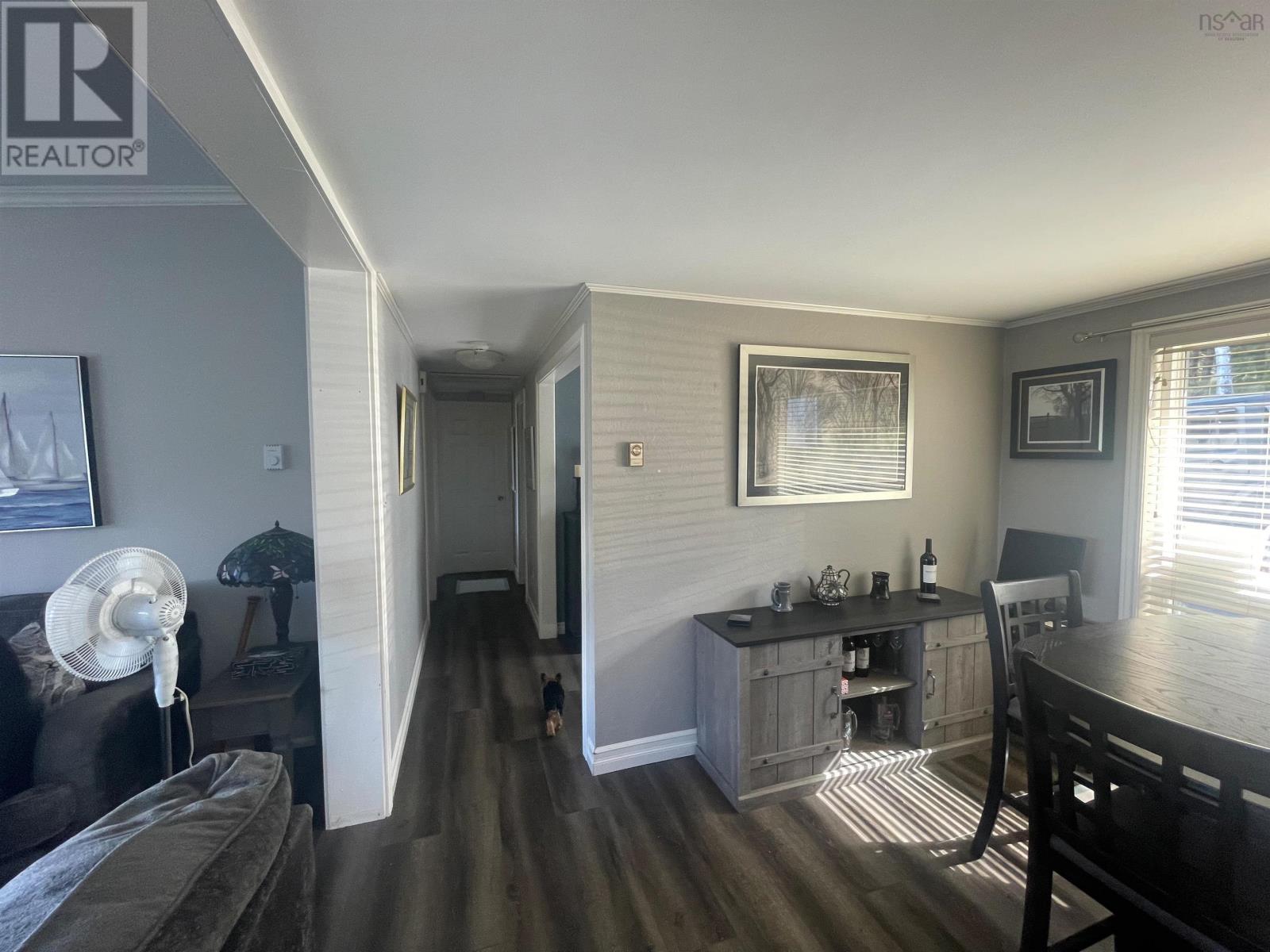 Property 20 of 30 of 3836 105 Highway