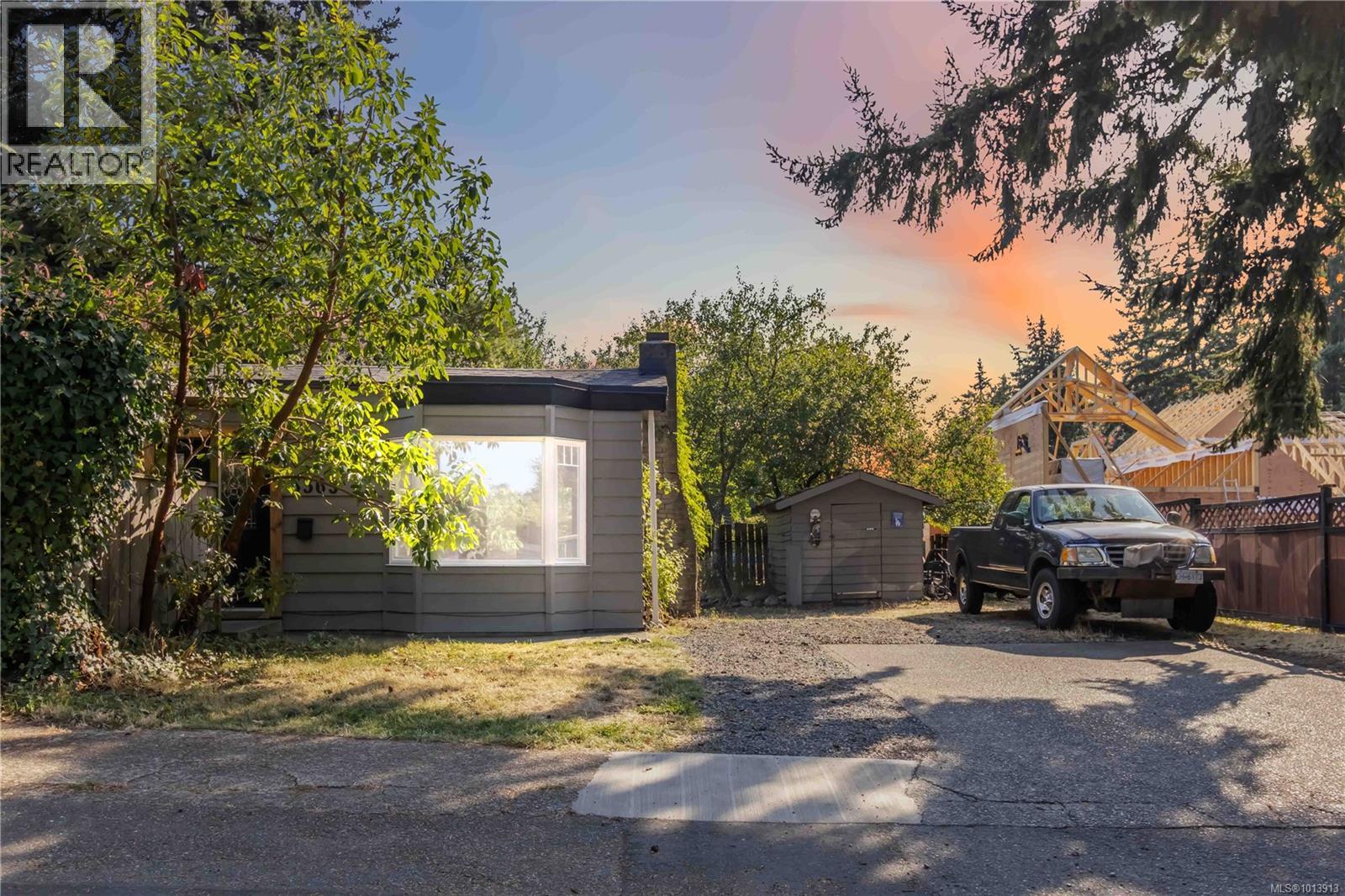 A 3365 Painter Rd, Colwood