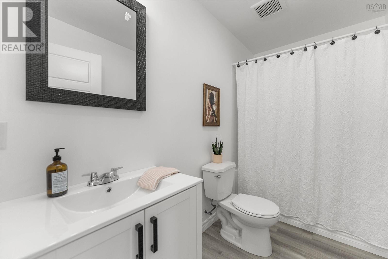 Property 17 of 27 of 133/135 Blainedale Drive