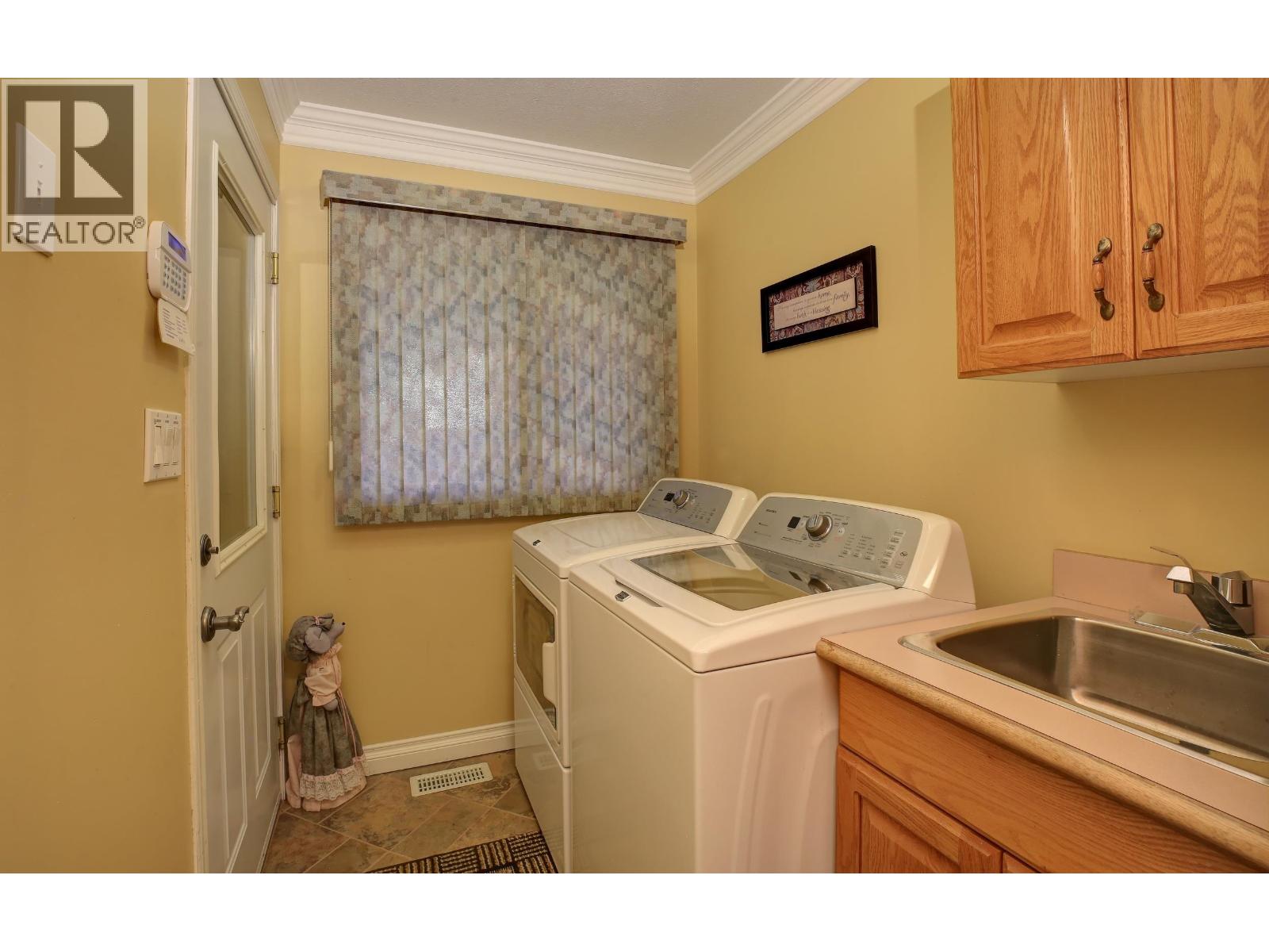 599 PEARKES DRIVE, Williams Lake