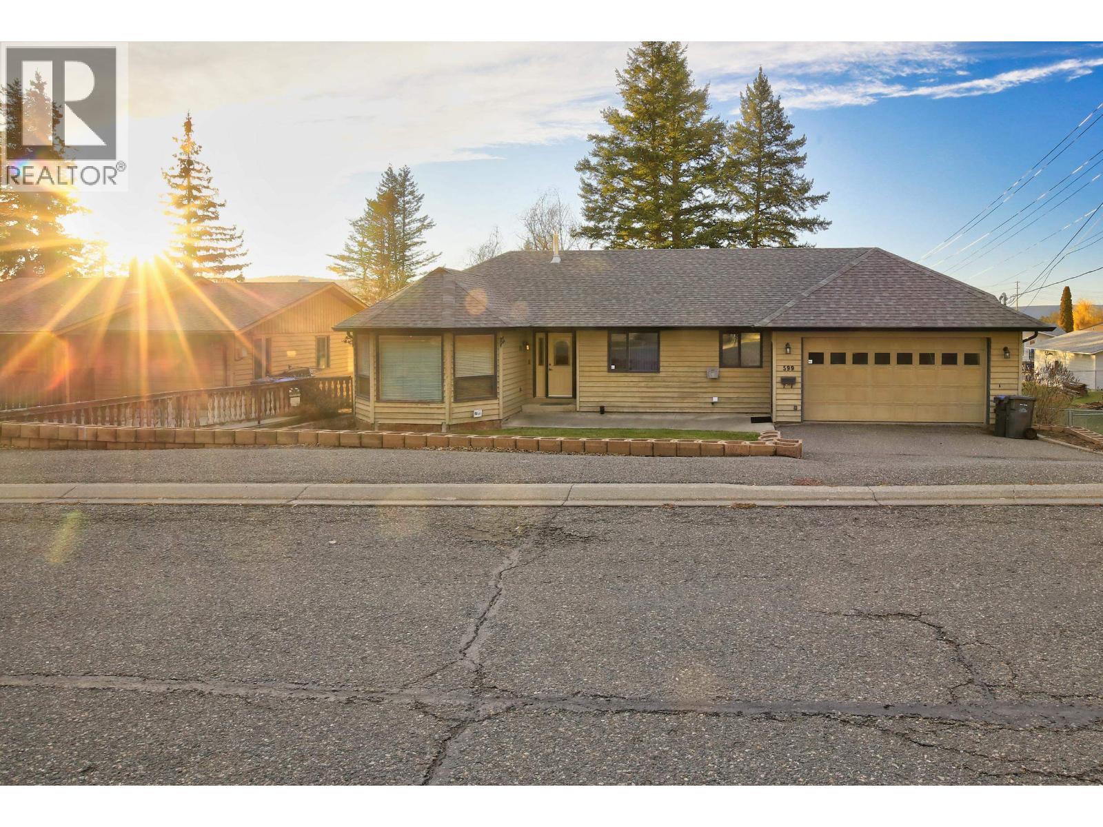 599 PEARKES DRIVE - 1