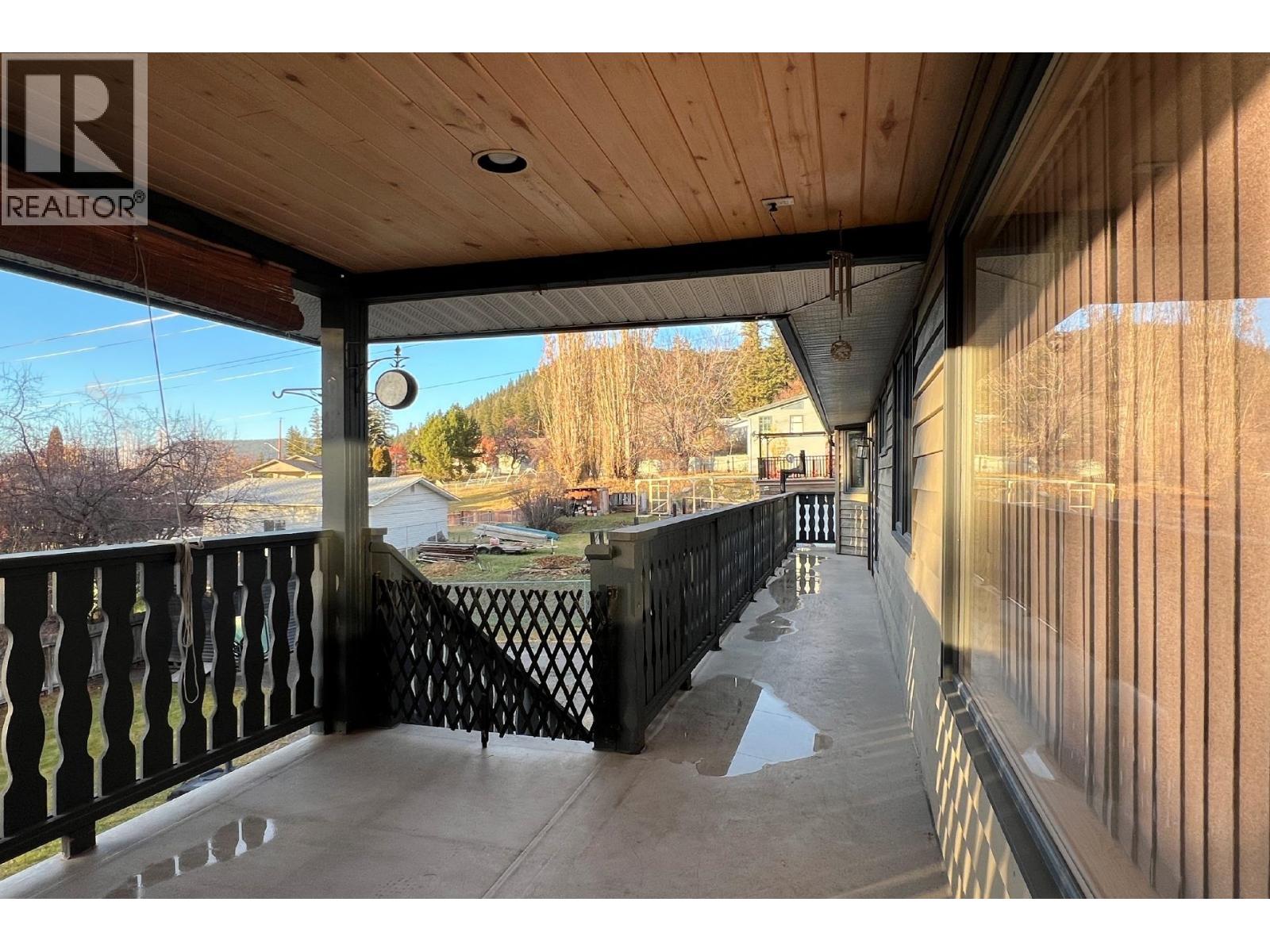 599 PEARKES DRIVE, Williams Lake