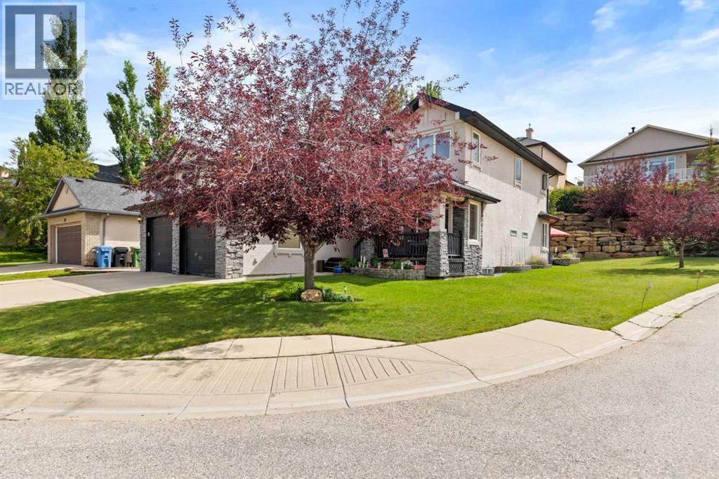 Single Family House for Sale in  Sienna Park Drive SW Signal Hill Calgary 