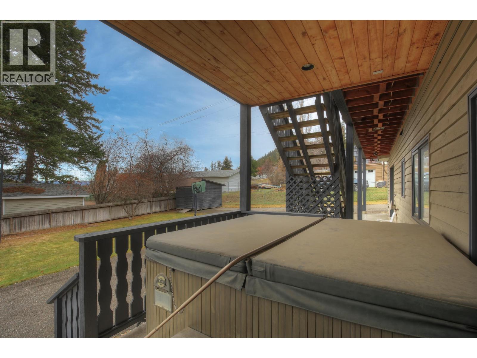 599 PEARKES DRIVE, Williams Lake