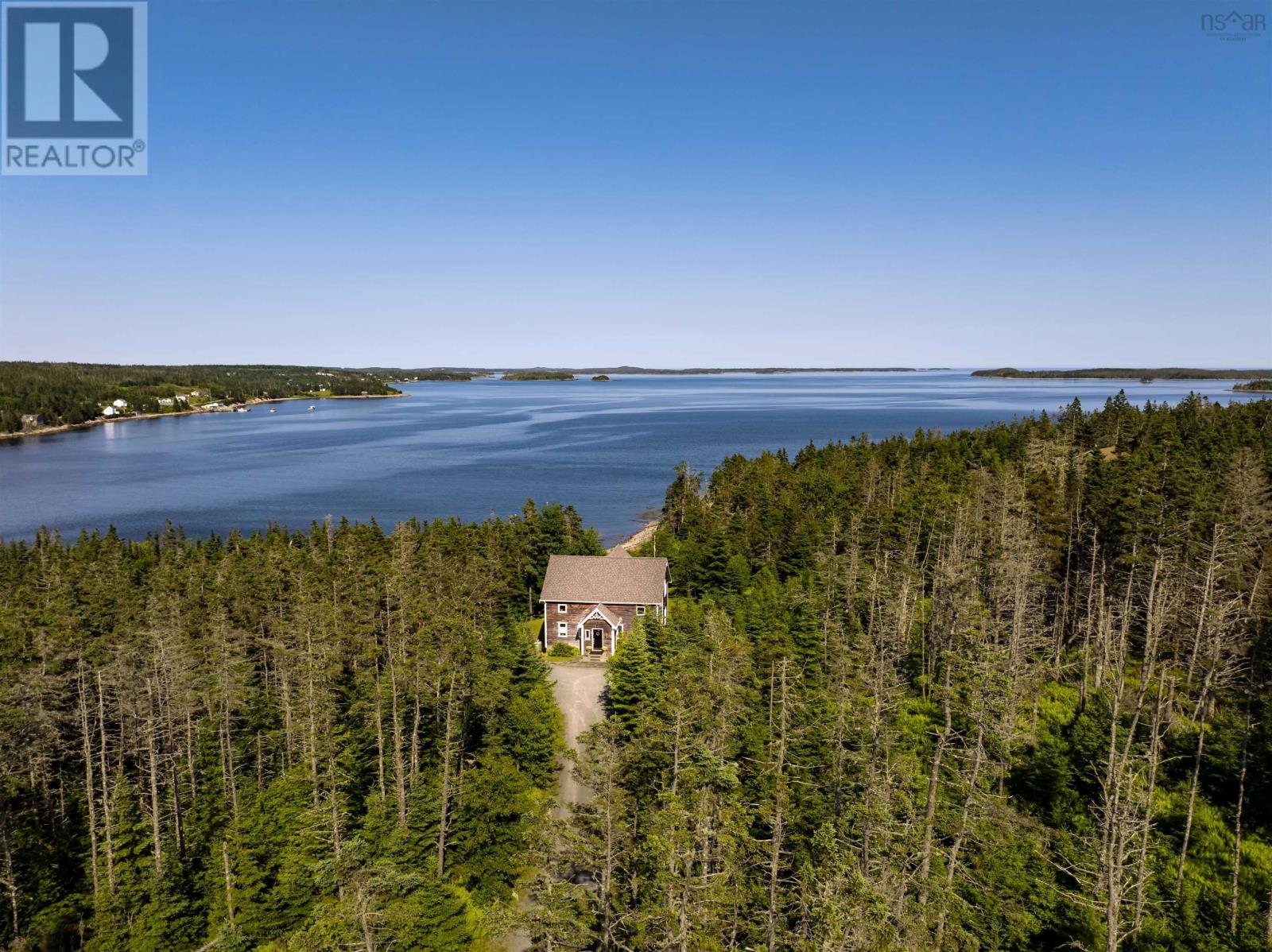 Property 45 of 48 of 55 Lintlops Road