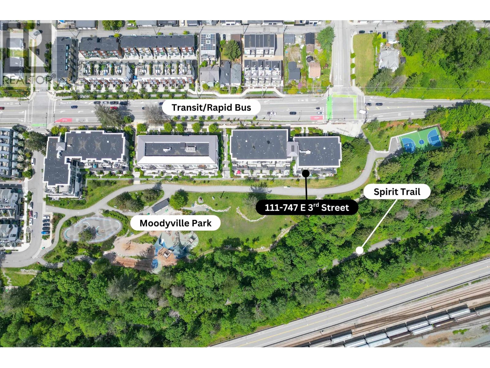 111 747 E 3RD STREET, North Vancouver