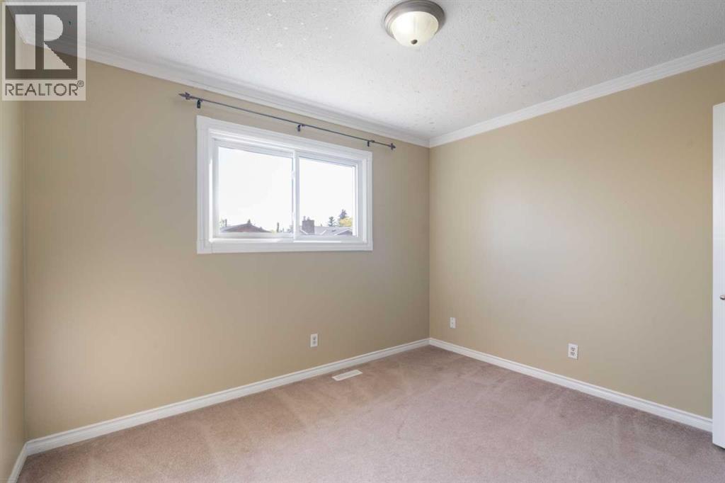 Single Family House Bungalow for Sale in  Bearberry Crescent NW Beddington Heights Calgary 