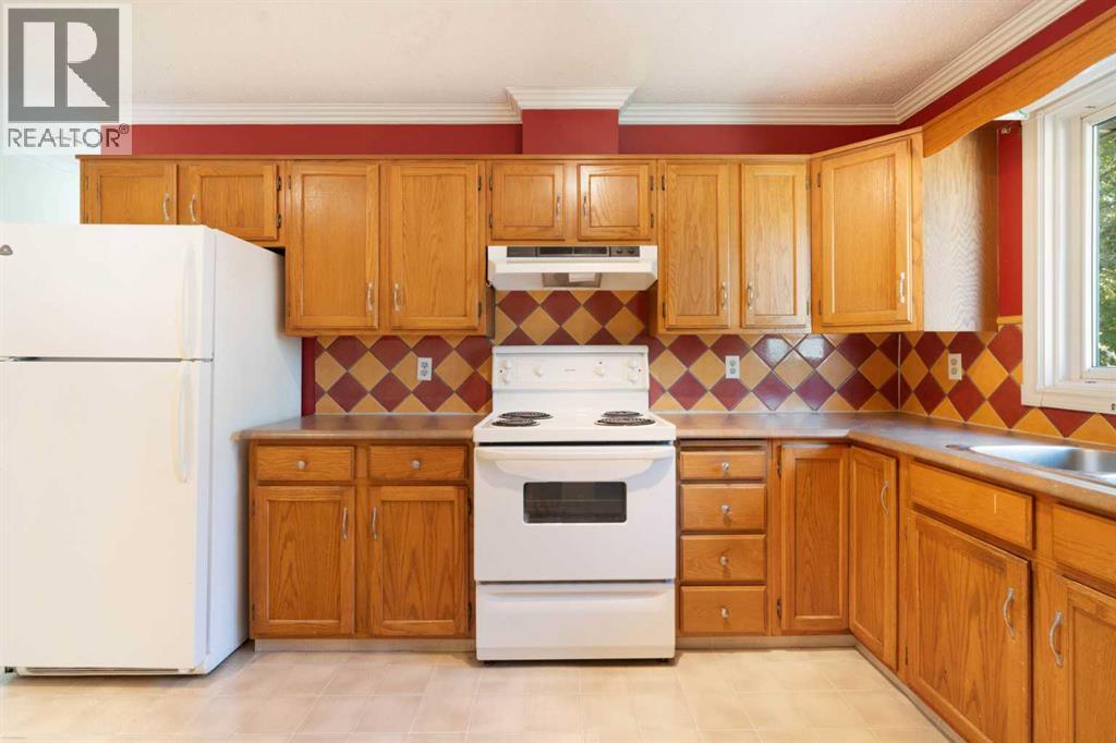 Single Family House Bungalow for Sale in  Bearberry Crescent NW Beddington Heights Calgary 