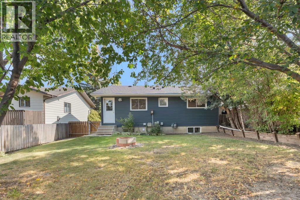 Single Family House Bungalow for Sale in  Bearberry Crescent NW Beddington Heights Calgary 