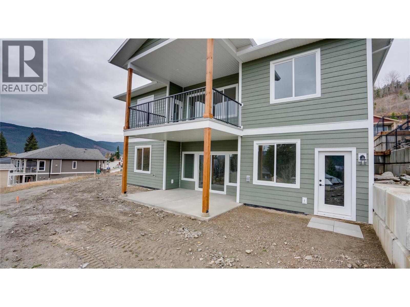 2123 Mountain View Avenue, Lumby