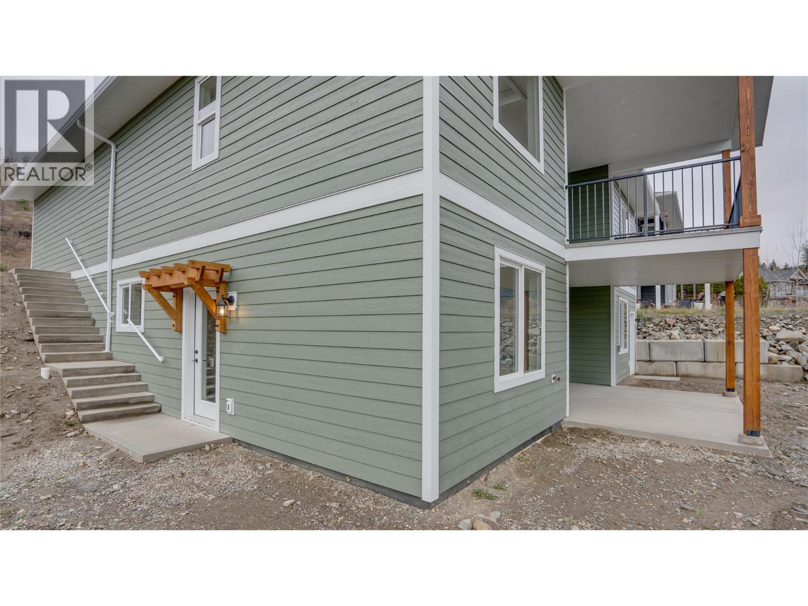2123 Mountain View Avenue, Lumby