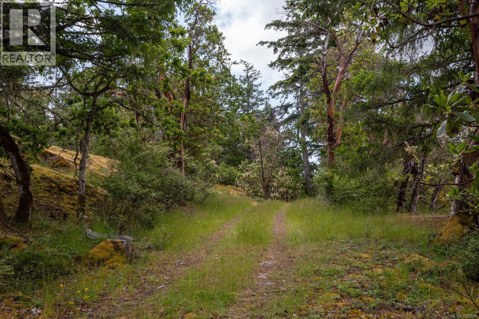  140 Petworth Drive, Saanich