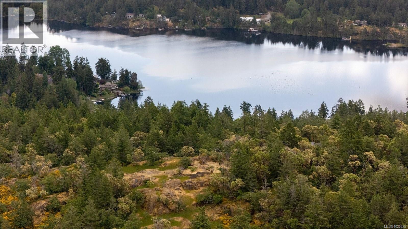  140 Petworth Drive, Saanich