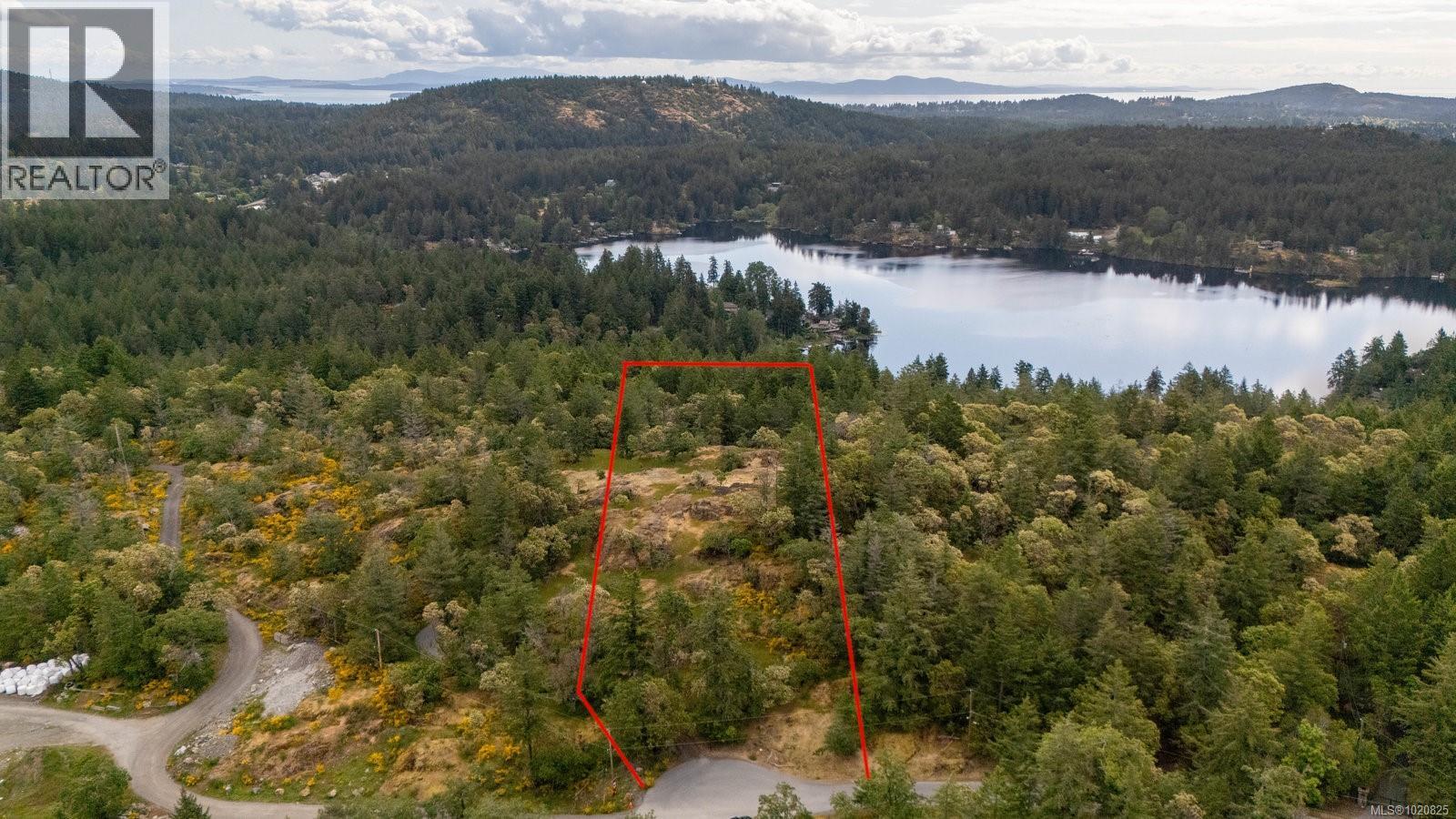  140 Petworth Drive, Saanich