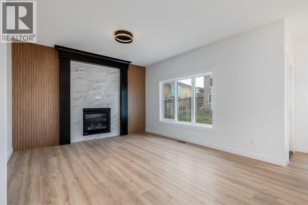 460 Rivercrest View, Cochrane