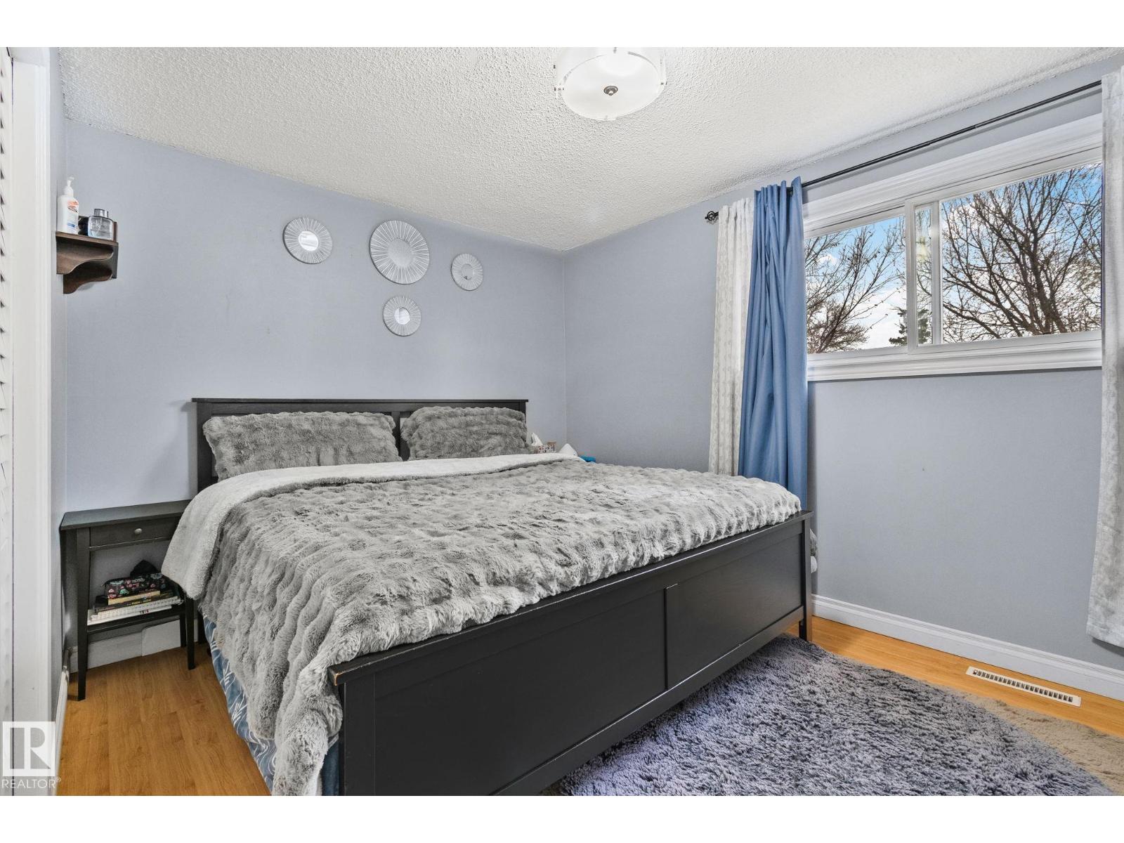 44 GARDEN CR, St. Albert