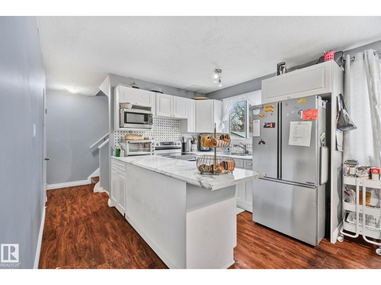 44 GARDEN CR, St. Albert