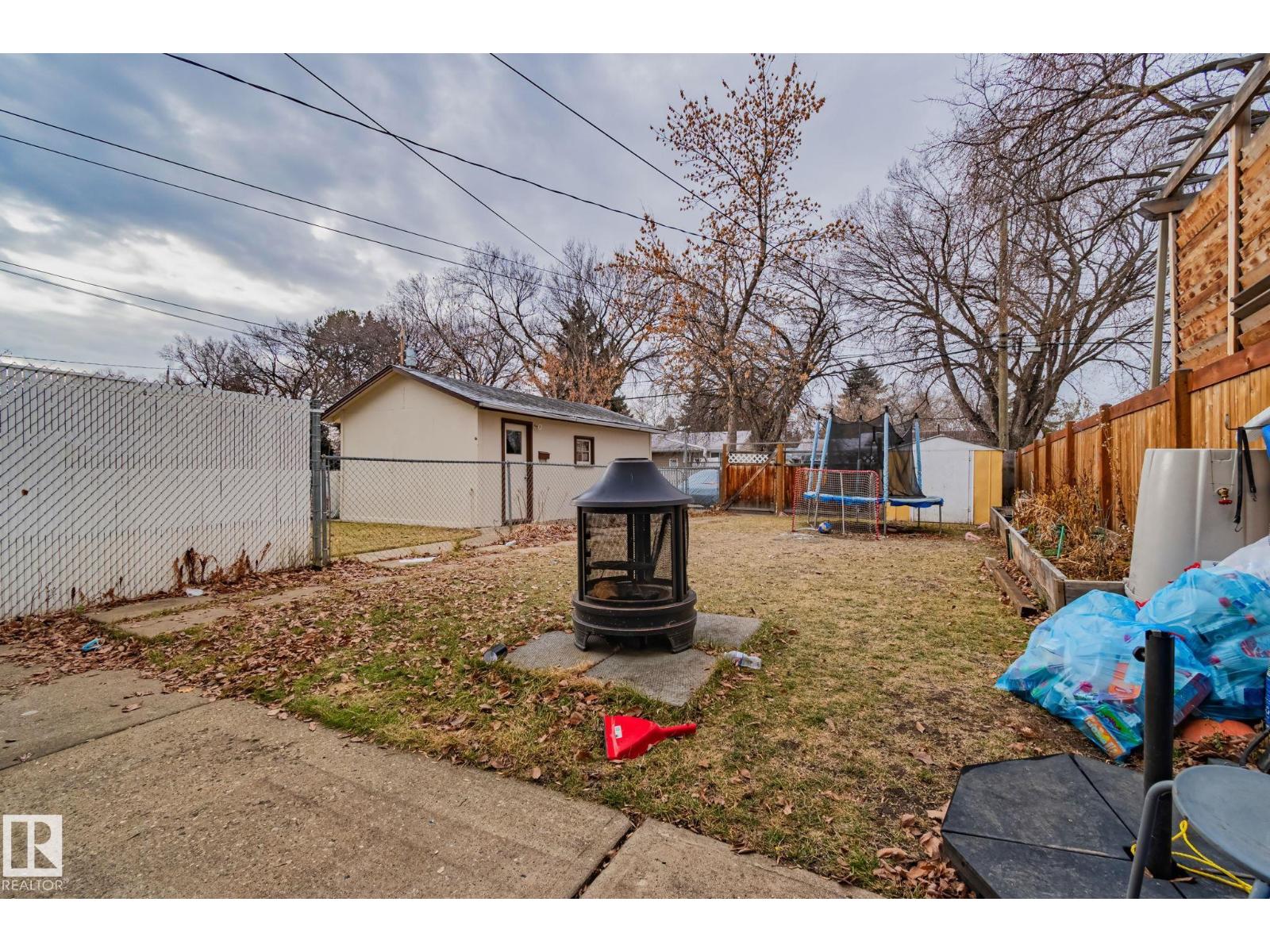 44 GARDEN CR, St. Albert