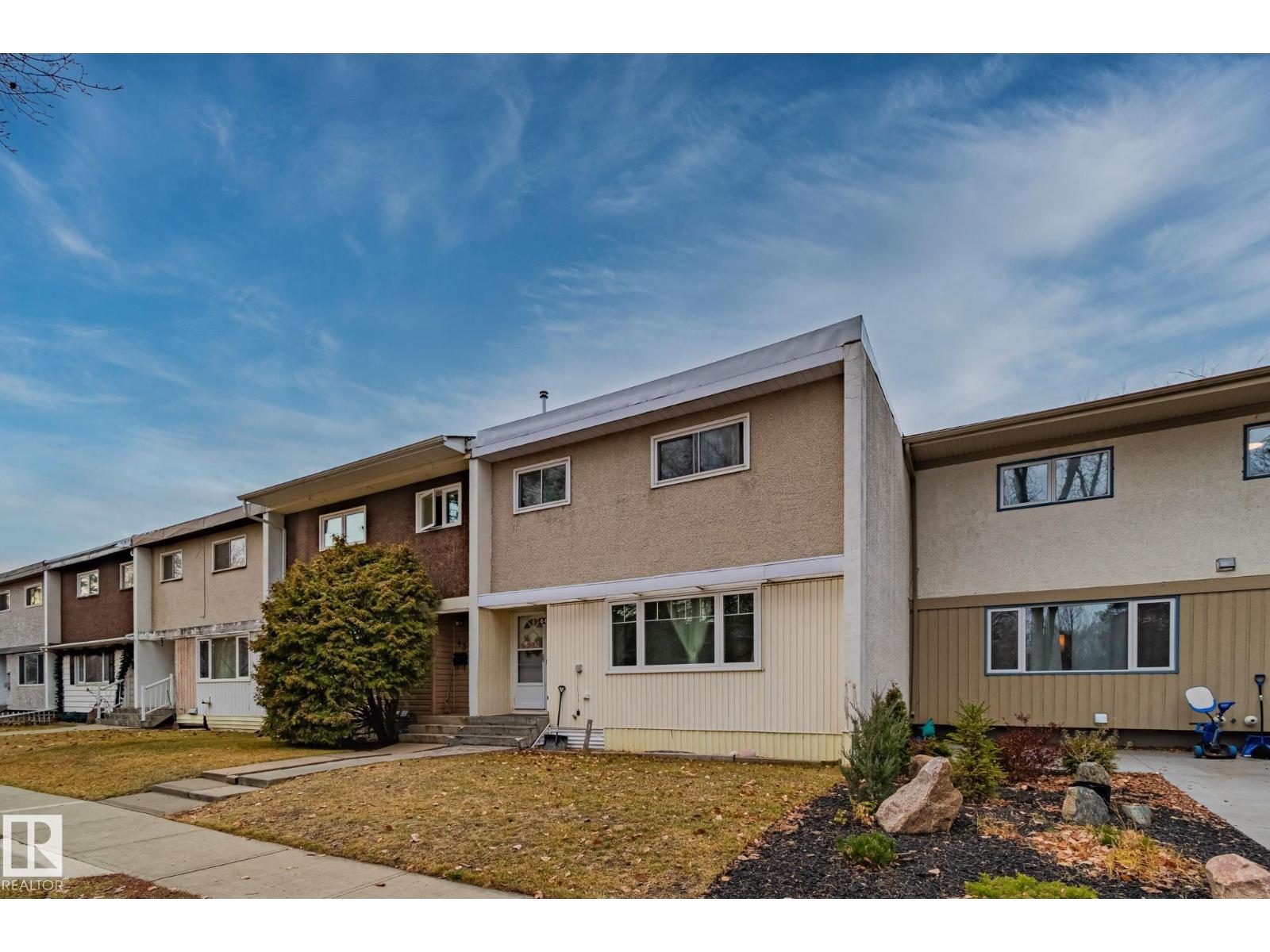 44 GARDEN CR, St. Albert