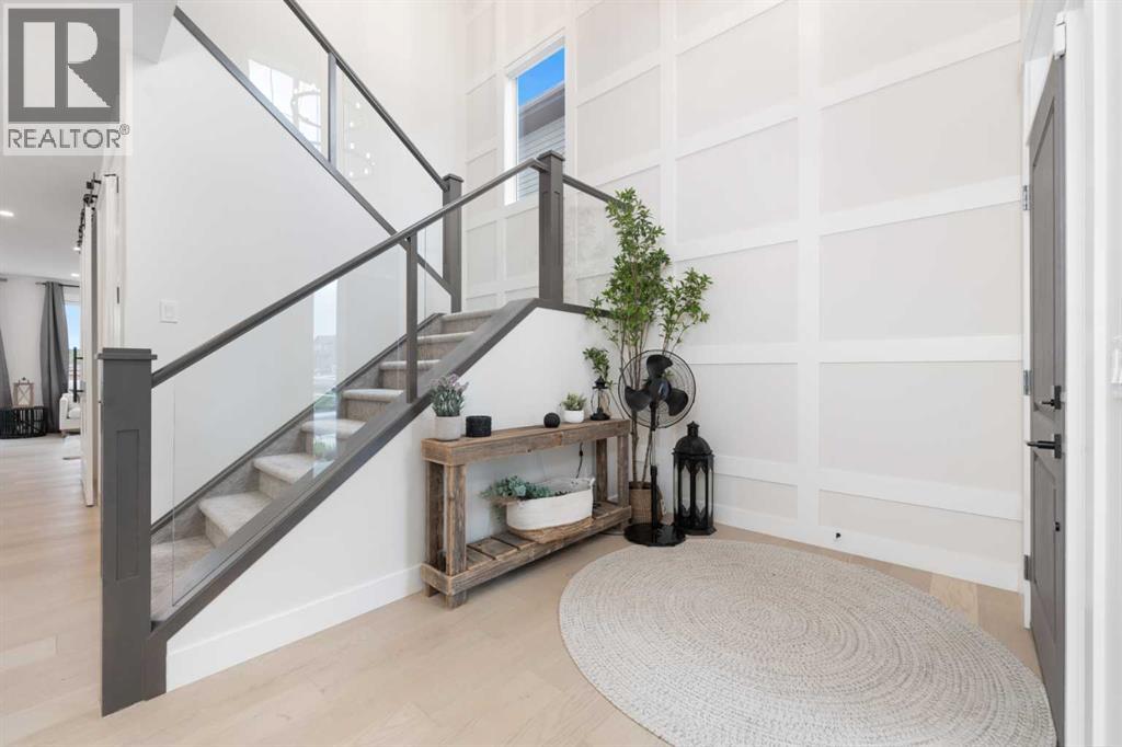 8 Vantage Drive, Cochrane