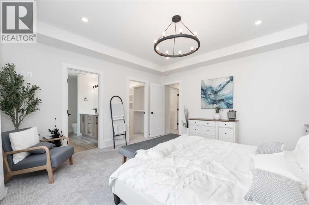 8 Vantage Drive, Cochrane