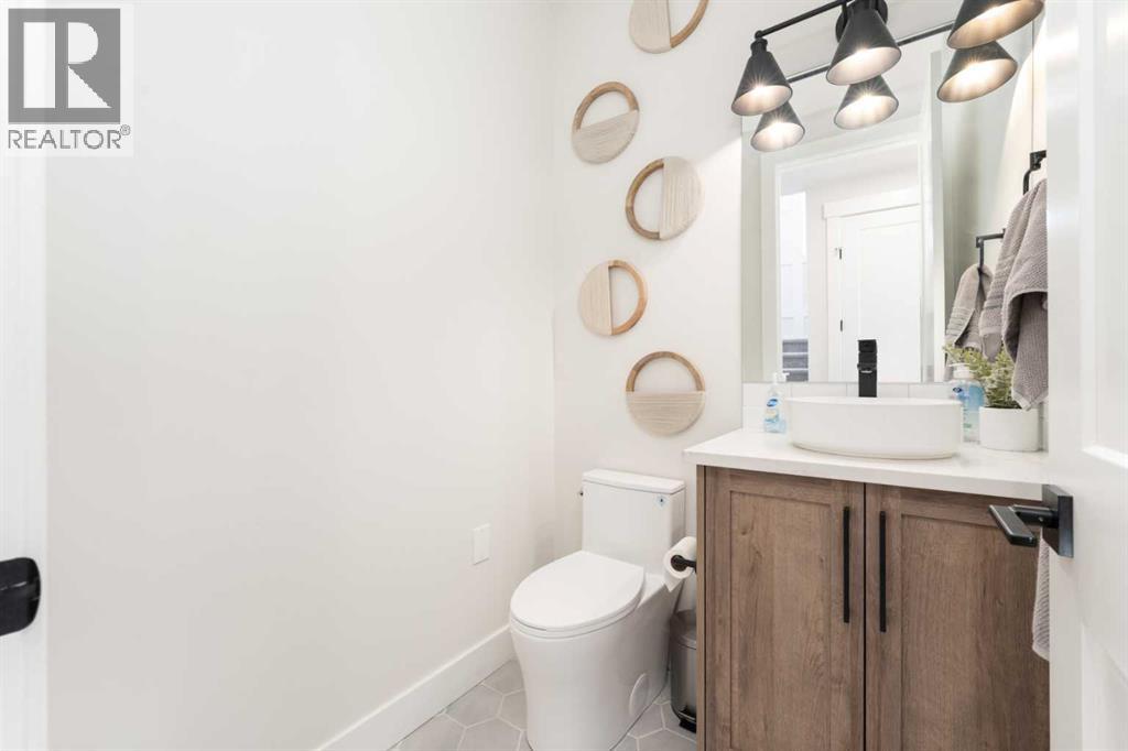 8 Vantage Drive, Cochrane