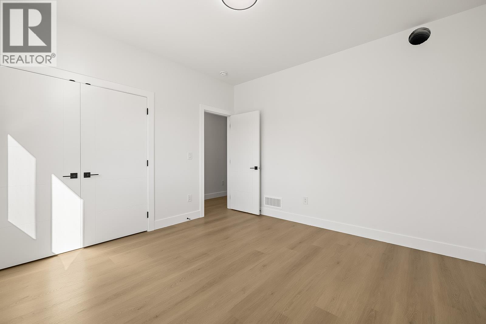  2709 Hewl Road, West Kelowna