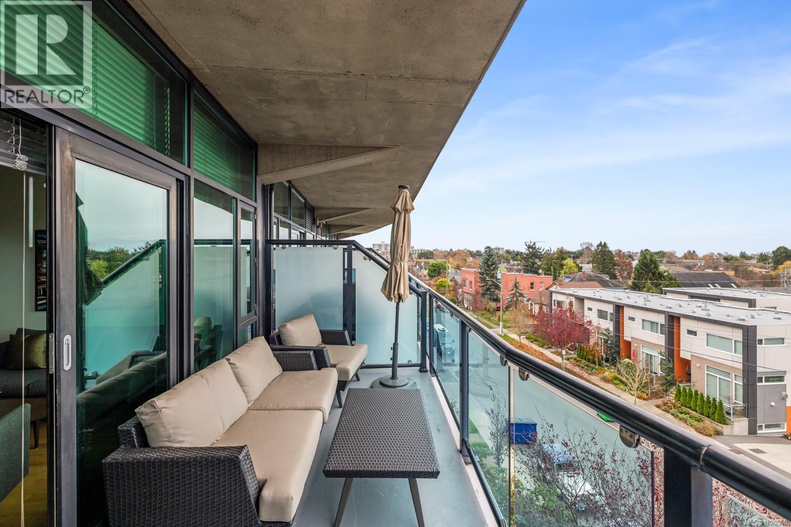 413 21 Erie St, Victoria