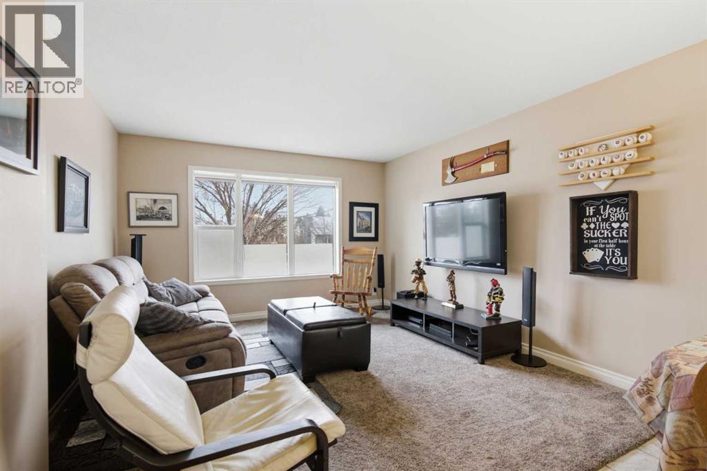 Single Family House Bi-level for Sale in  Whitehorn Drive NE Whitehorn Calgary 