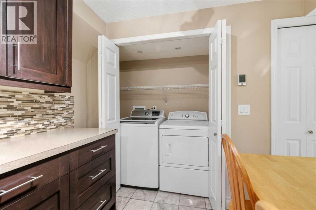 Single Family House Bi-level for Sale in  Whitehorn Drive NE Whitehorn Calgary 