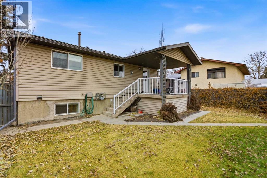Single Family House Bi-level for Sale in  Whitehorn Drive NE Whitehorn Calgary 