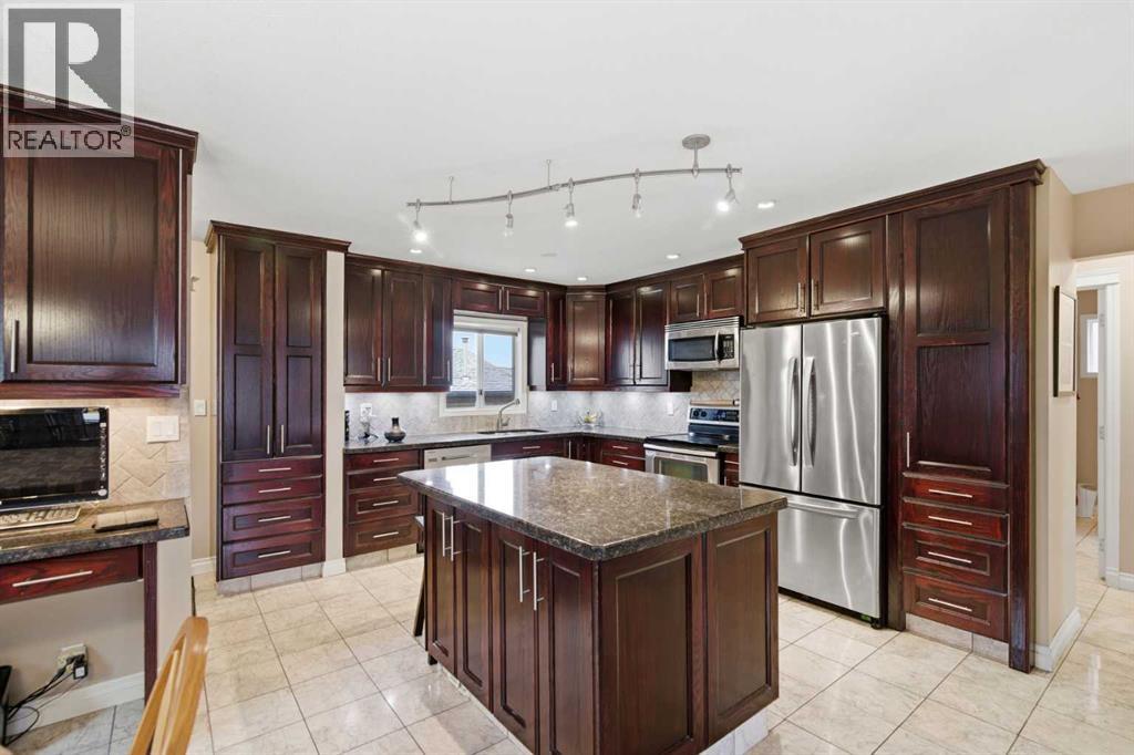 Single Family House Bi-level for Sale in  Whitehorn Drive NE Whitehorn Calgary 