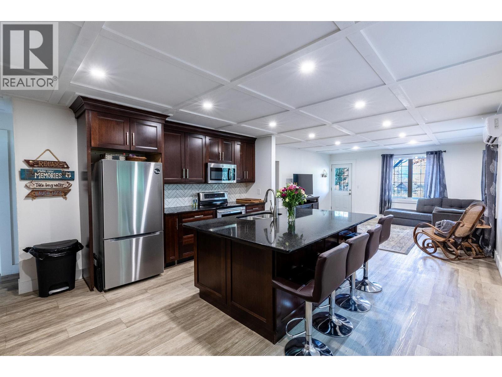 4638 Samuelson Road - 5