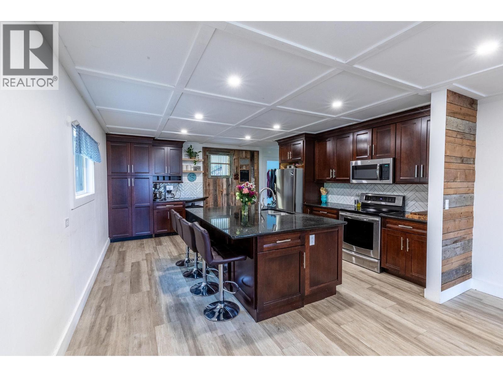 4638 SAMUELSON ROAD - 6