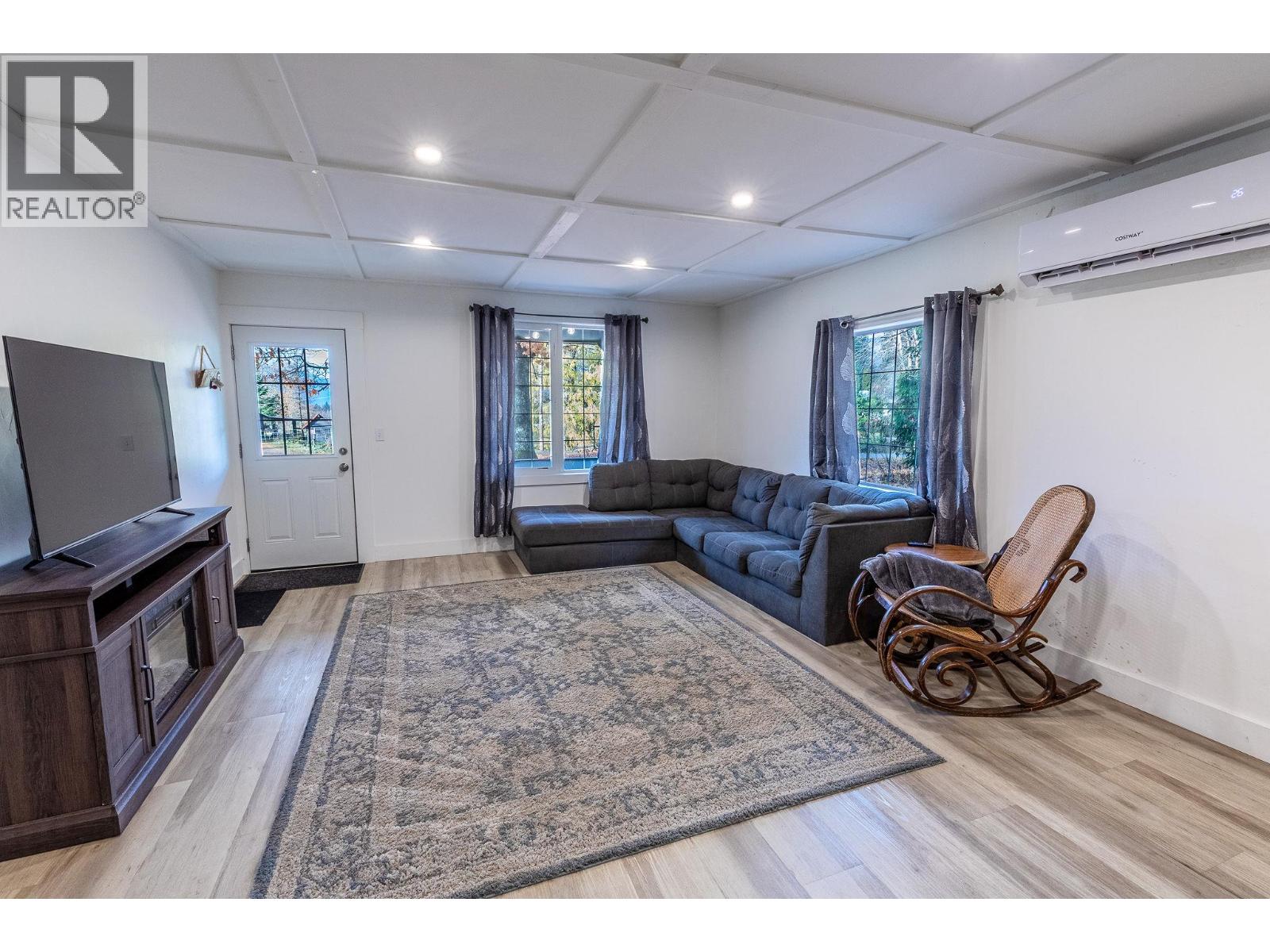 4638 SAMUELSON ROAD - 7