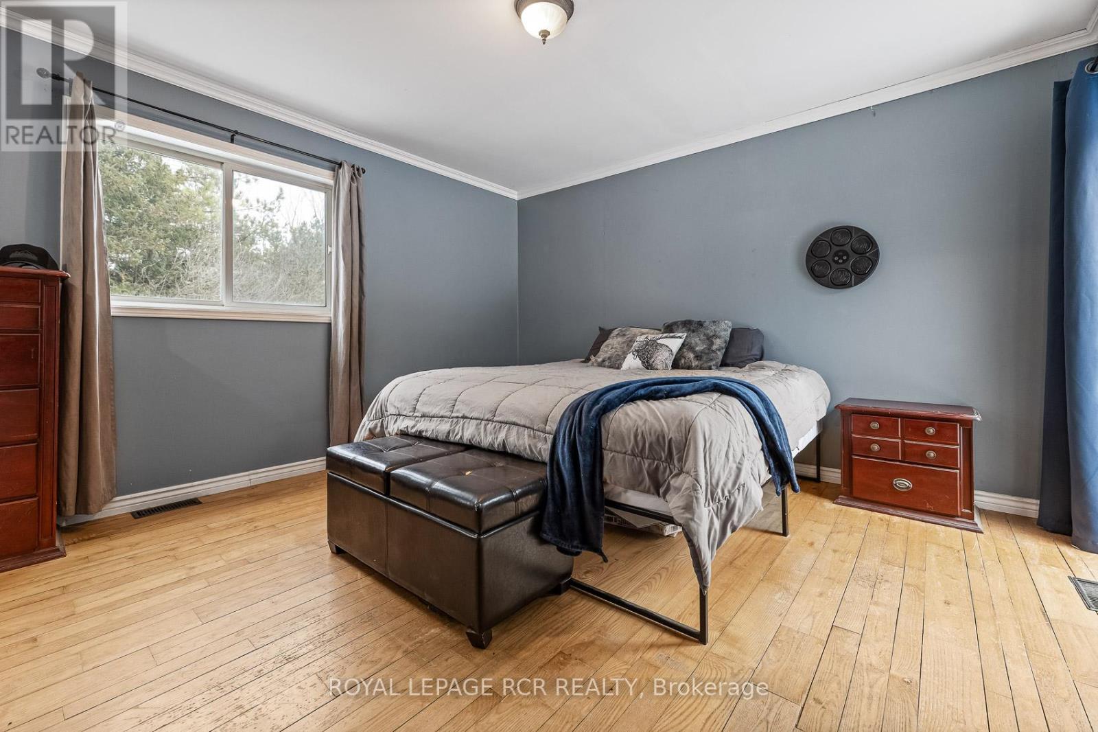 573106 SOUTHGATE SIDEROAD 57 - 13