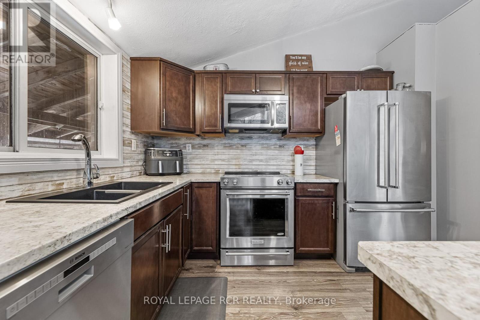 573106 SOUTHGATE SIDEROAD 57 - 7