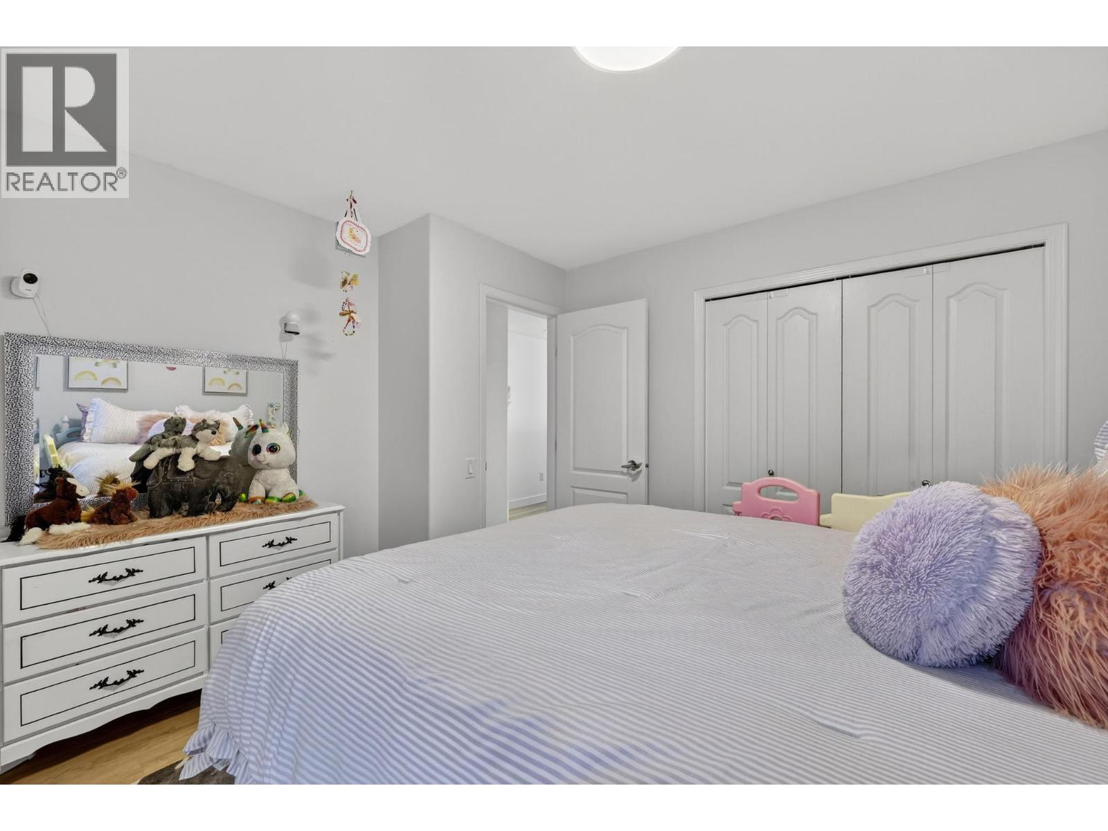  667 South Crest Drive, Kelowna