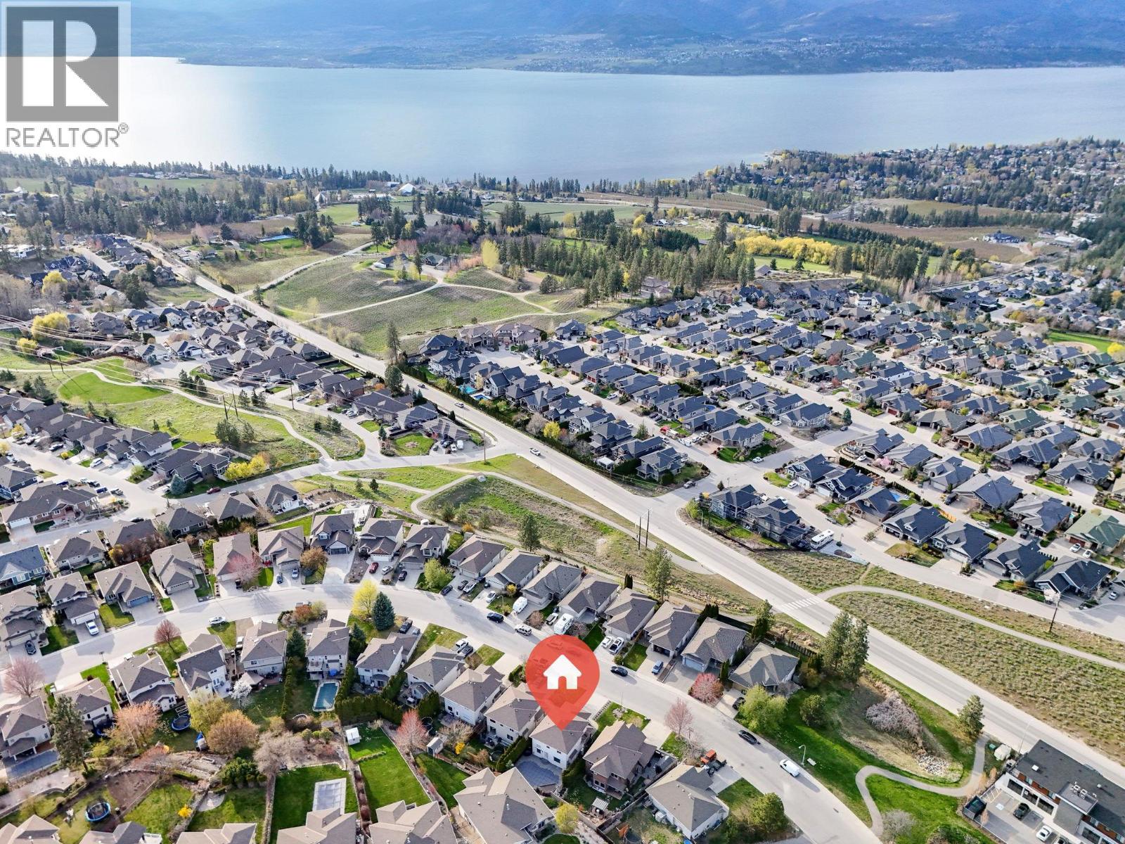  667 South Crest Drive, Kelowna