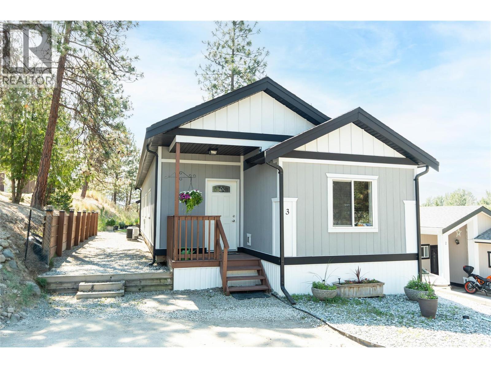 3 1860 Boucherie Road, West Kelowna