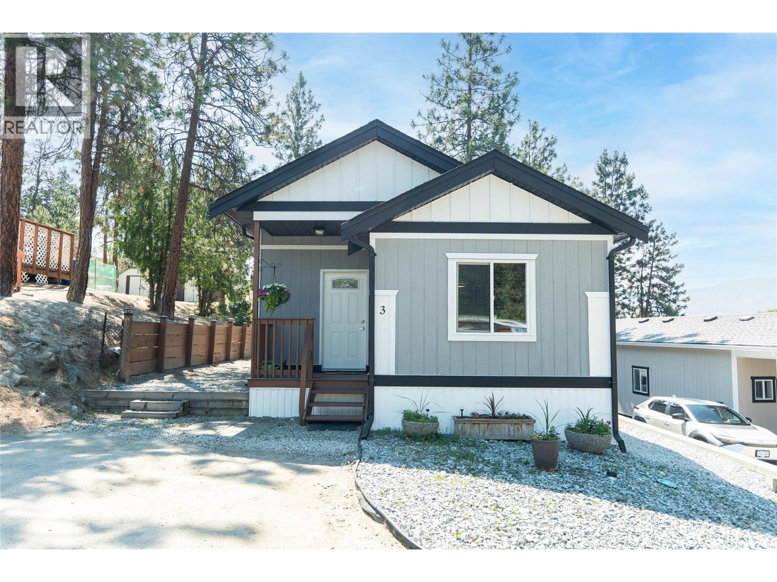 3 1860 Boucherie Road, West Kelowna
