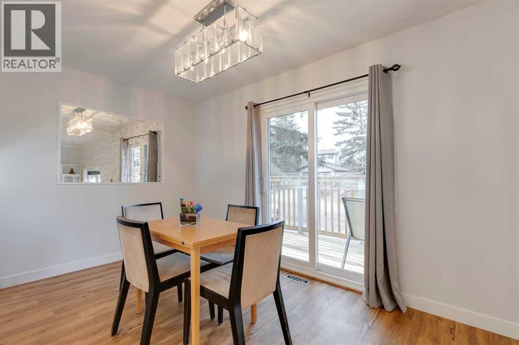 Single Family House 3 Level for Sale in  Bermuda Place NW Beddington Heights Calgary 