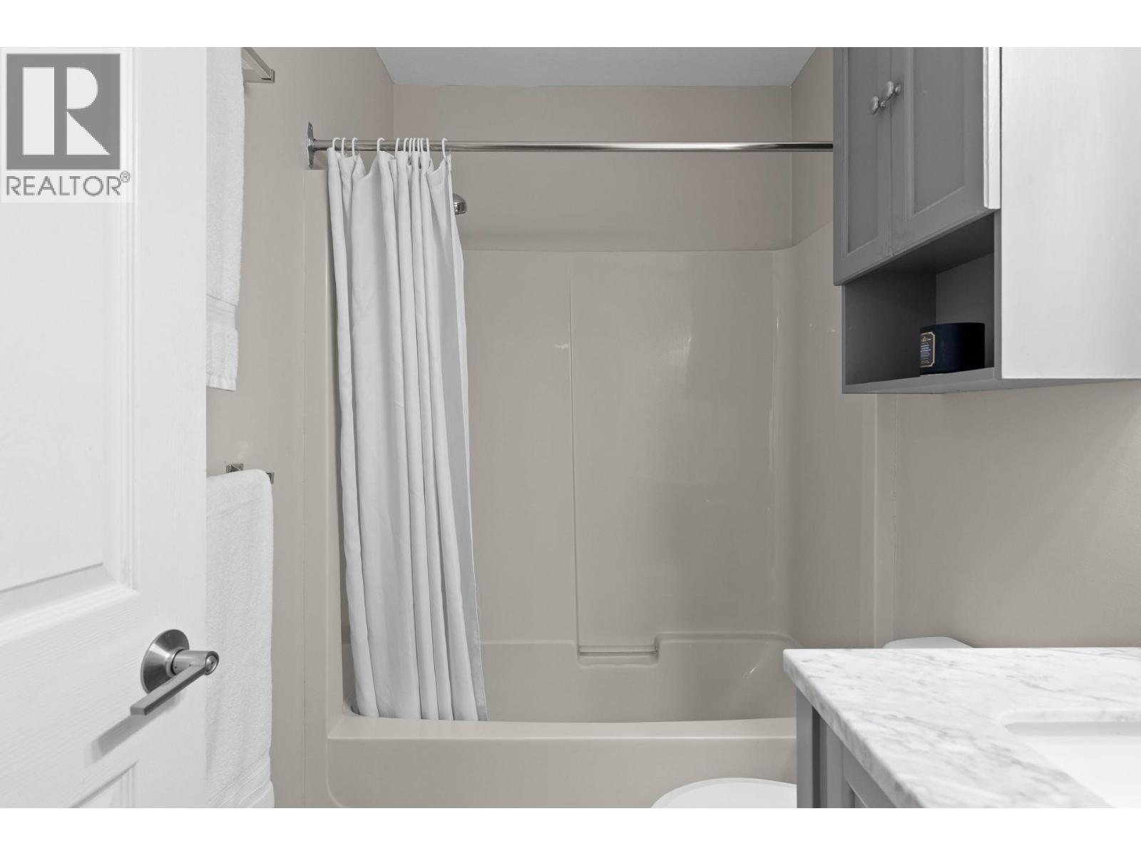 #207 7310 Main Street - 13